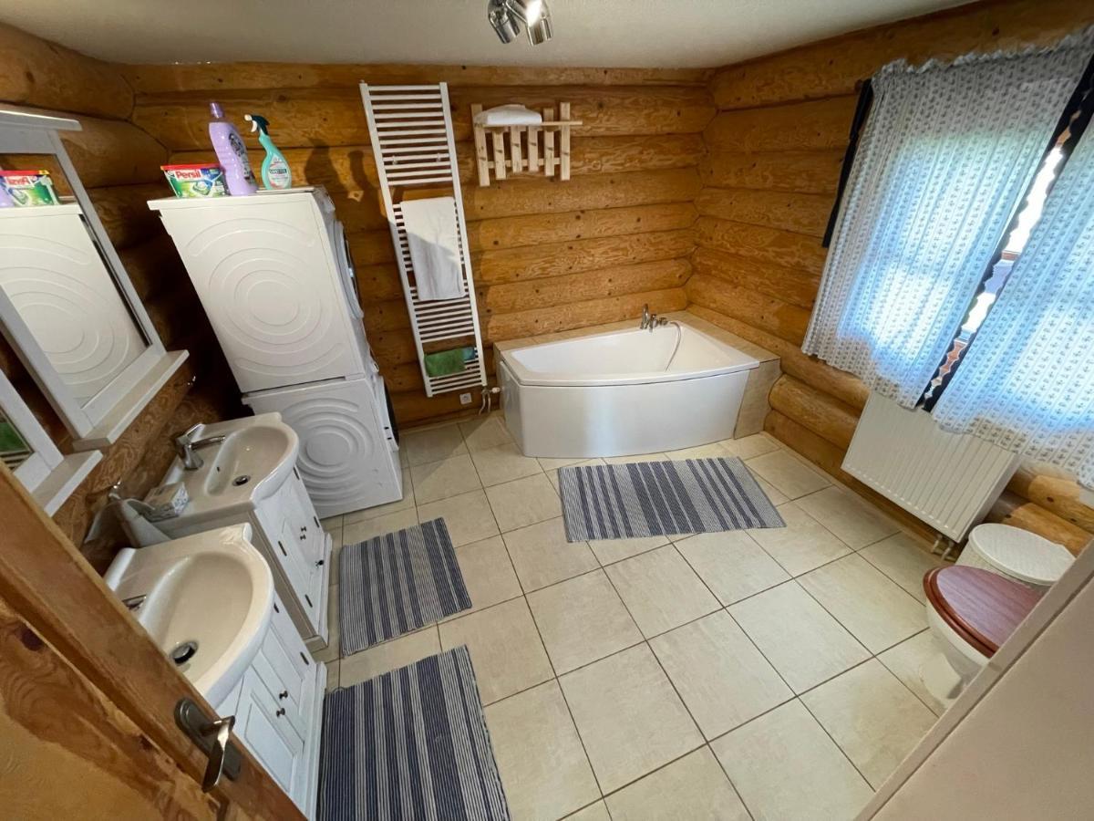 Trinity Log Cabin Wellness Resort Štrba Zewnętrze zdjęcie